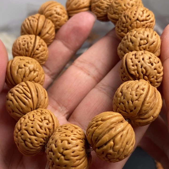 猴头核桃吊坠今天