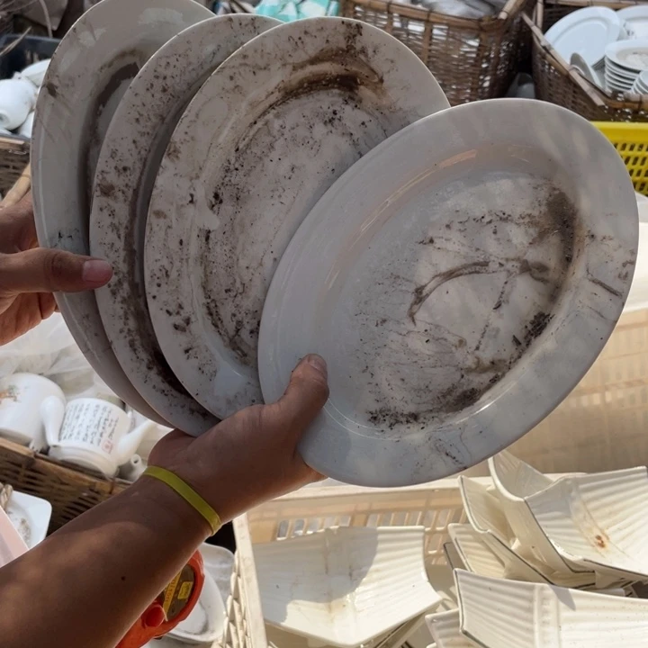 盘子碗都有好便宜的