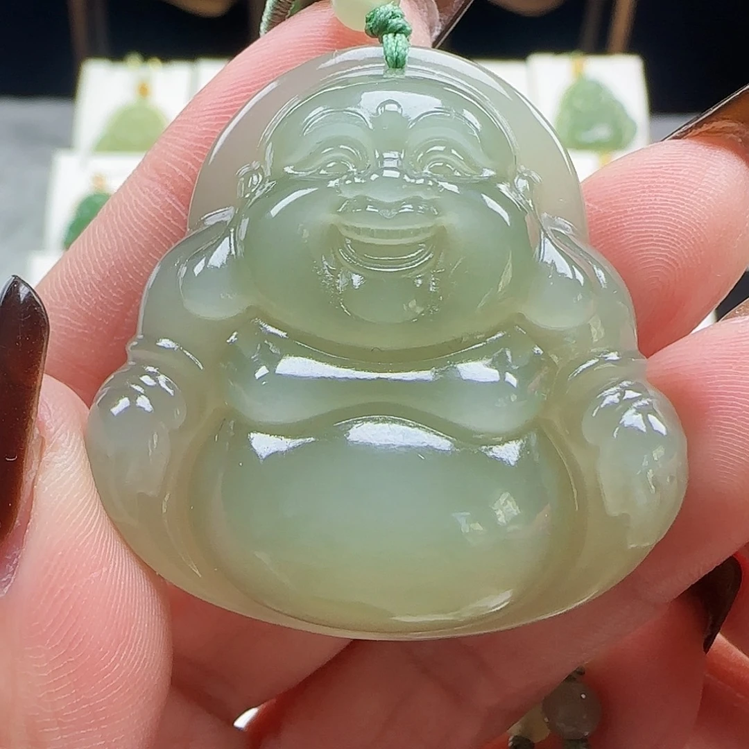 和田玉未镶嵌吊坠(赠链)