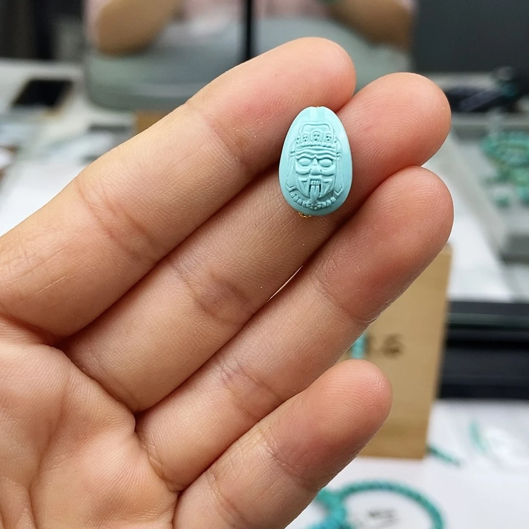 未镶嵌绿松石珠宝奇石