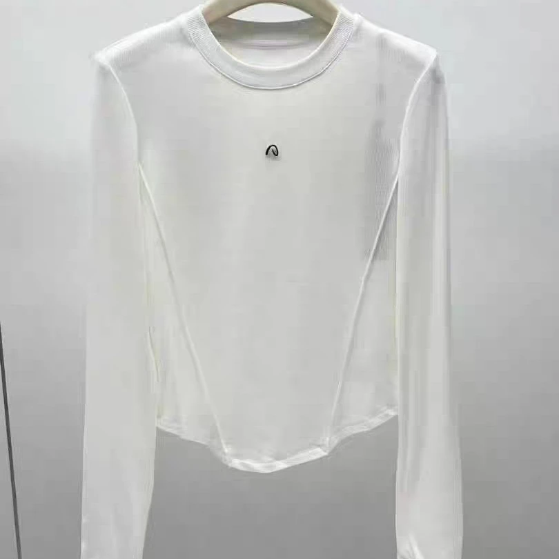 秋季女艾家诺丝新款套头卫衣女春秋款上衣