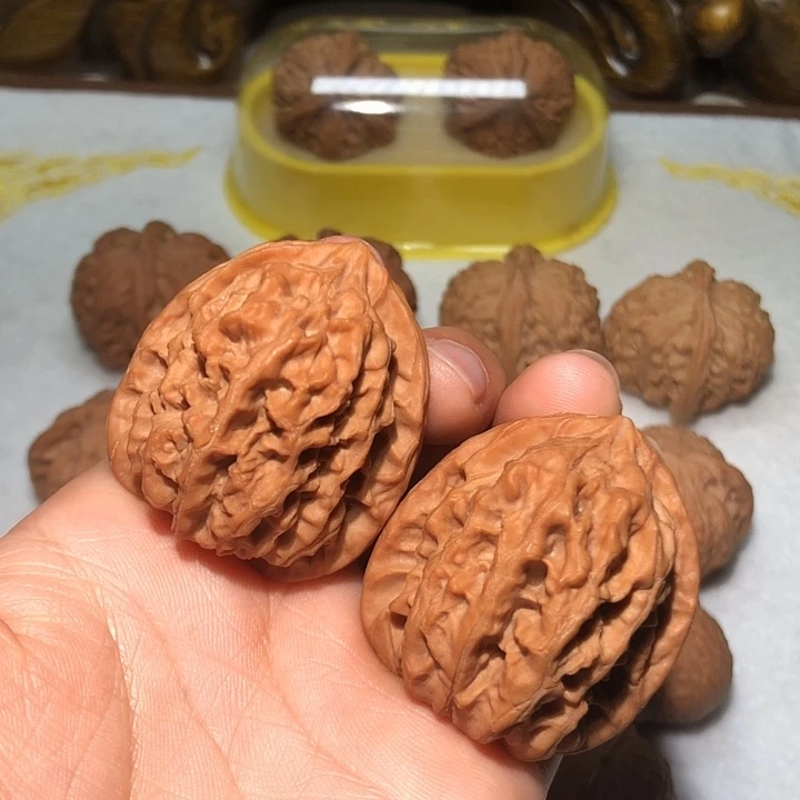 文玩核桃把件38野生无名