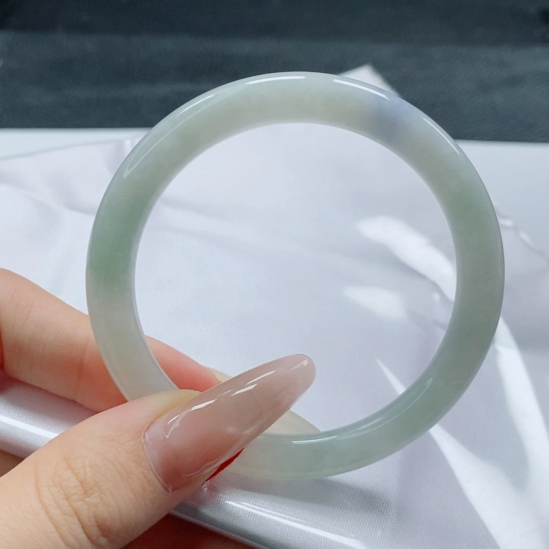 【闪购商品】未镶嵌手镯（圆镯）翡翠503号