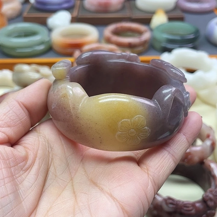 未镶嵌手镯石英质玉美****米