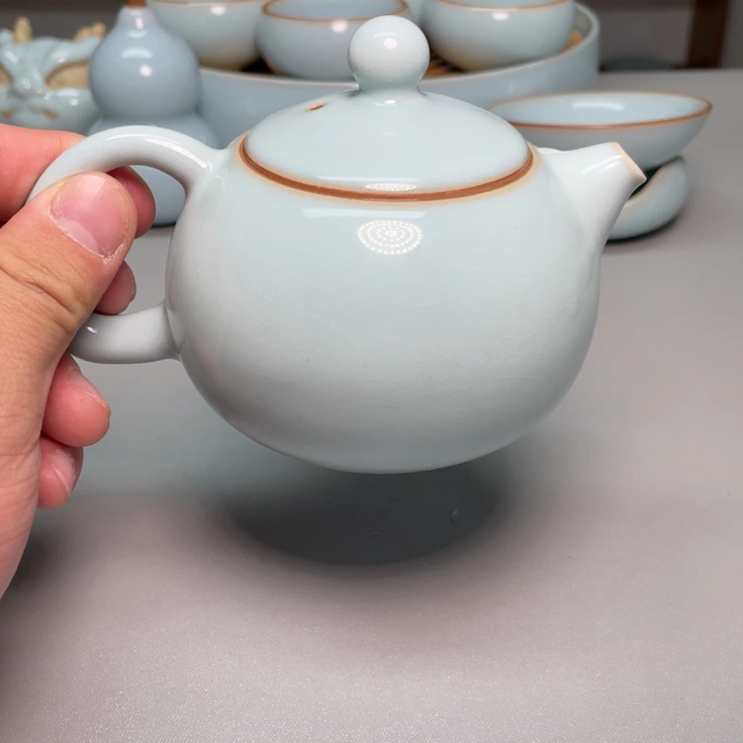 用***8瓷天青色瑕张君老师西施壶