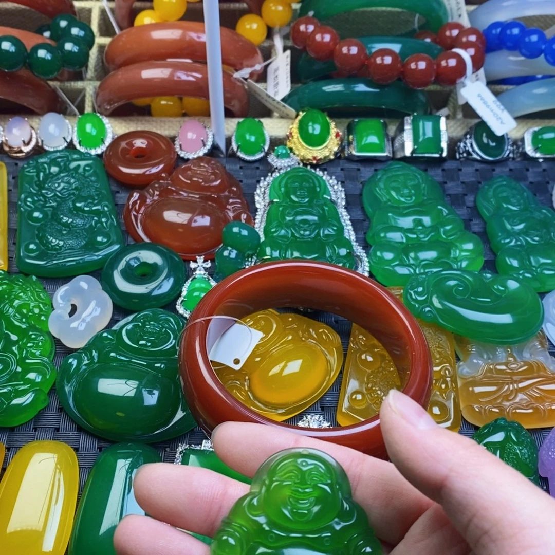 梦***玛瑙/玉髓未镶嵌颈饰