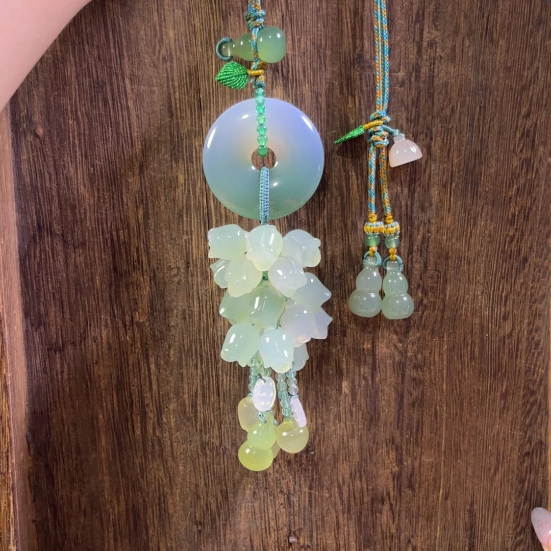 玛瑙/玉髓汽车挂件未镶嵌米*