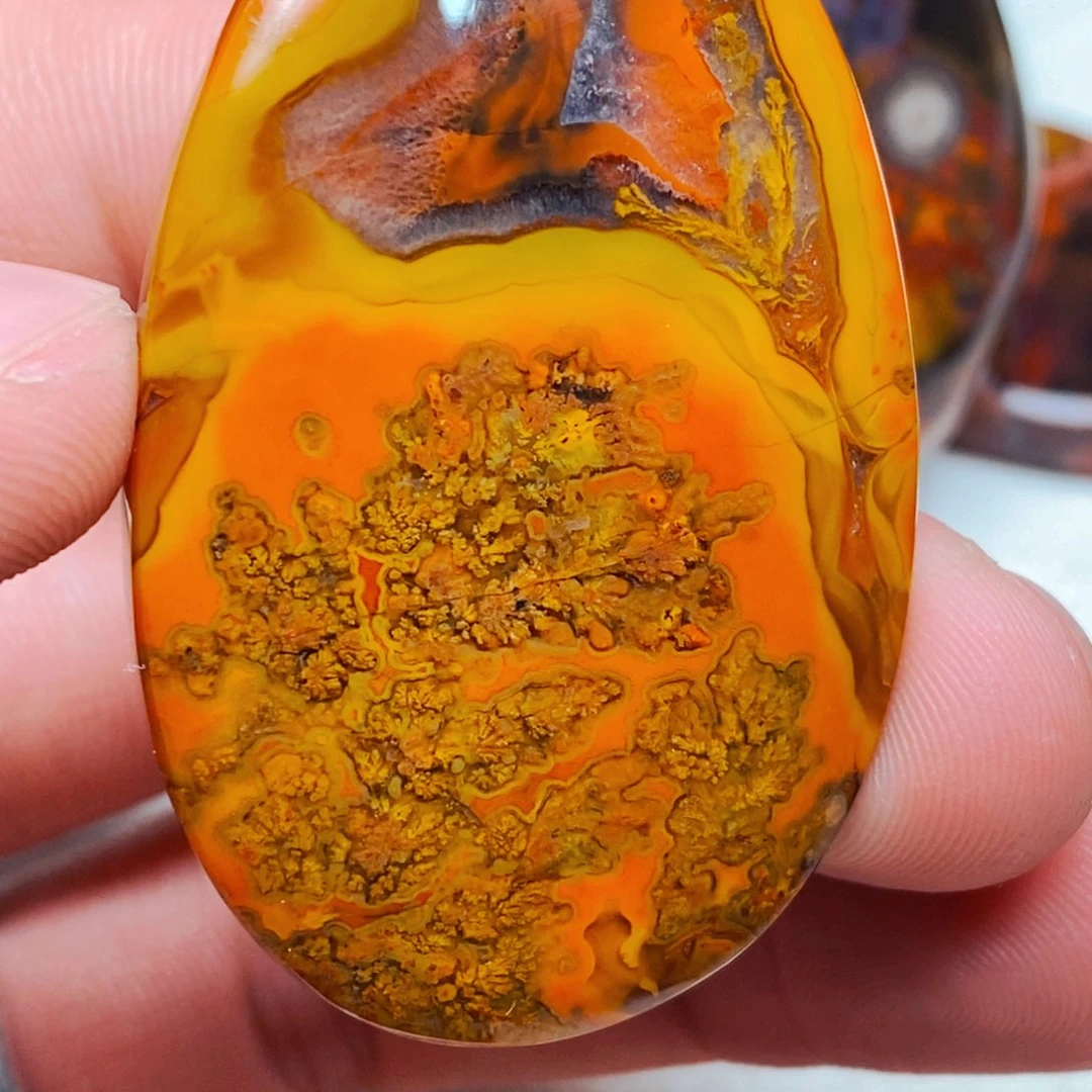 用***5玛瑙/玉髓未镶嵌颈饰