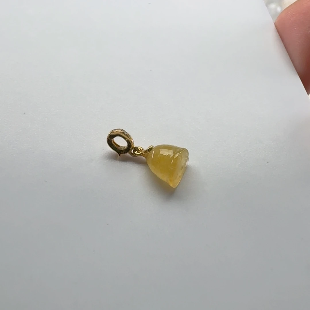 梓***琳翡翠未镶嵌颈饰莲蓬