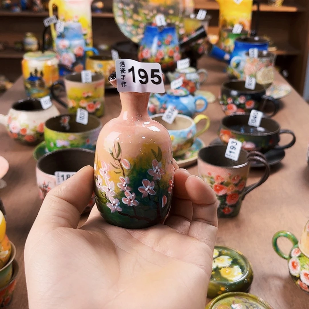 纯纯莫奈油画风花瓶