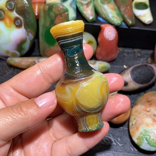 石英质玉珠宝半成品未镶嵌草***！
