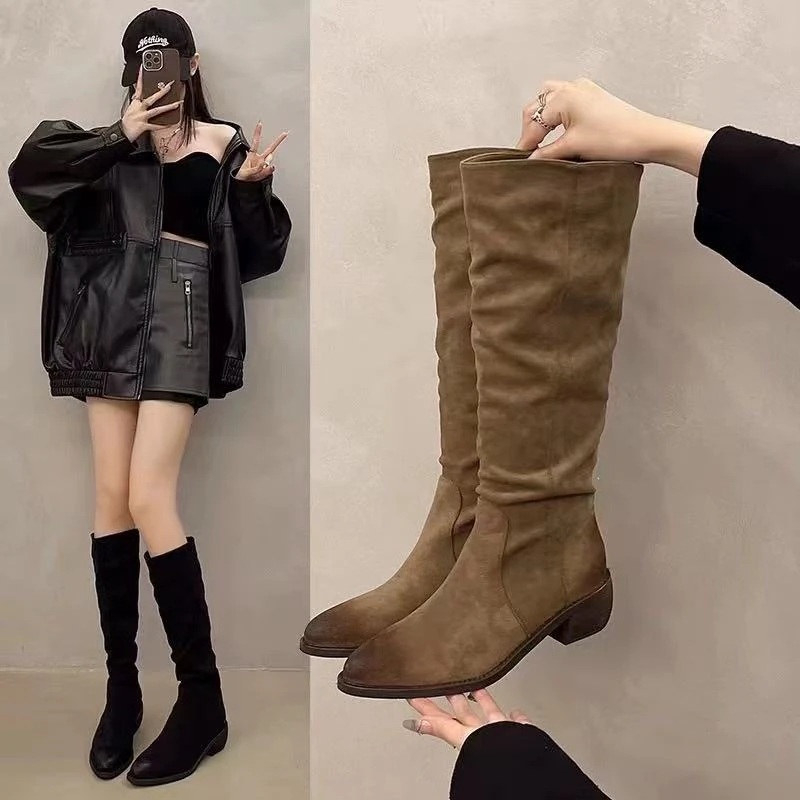 W528-1A磨砂皮长筒靴女秋冬新款软底不过膝尖头高靴  薄绒