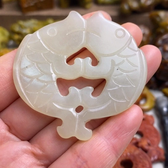 蛇纹石玉未镶嵌颈饰136