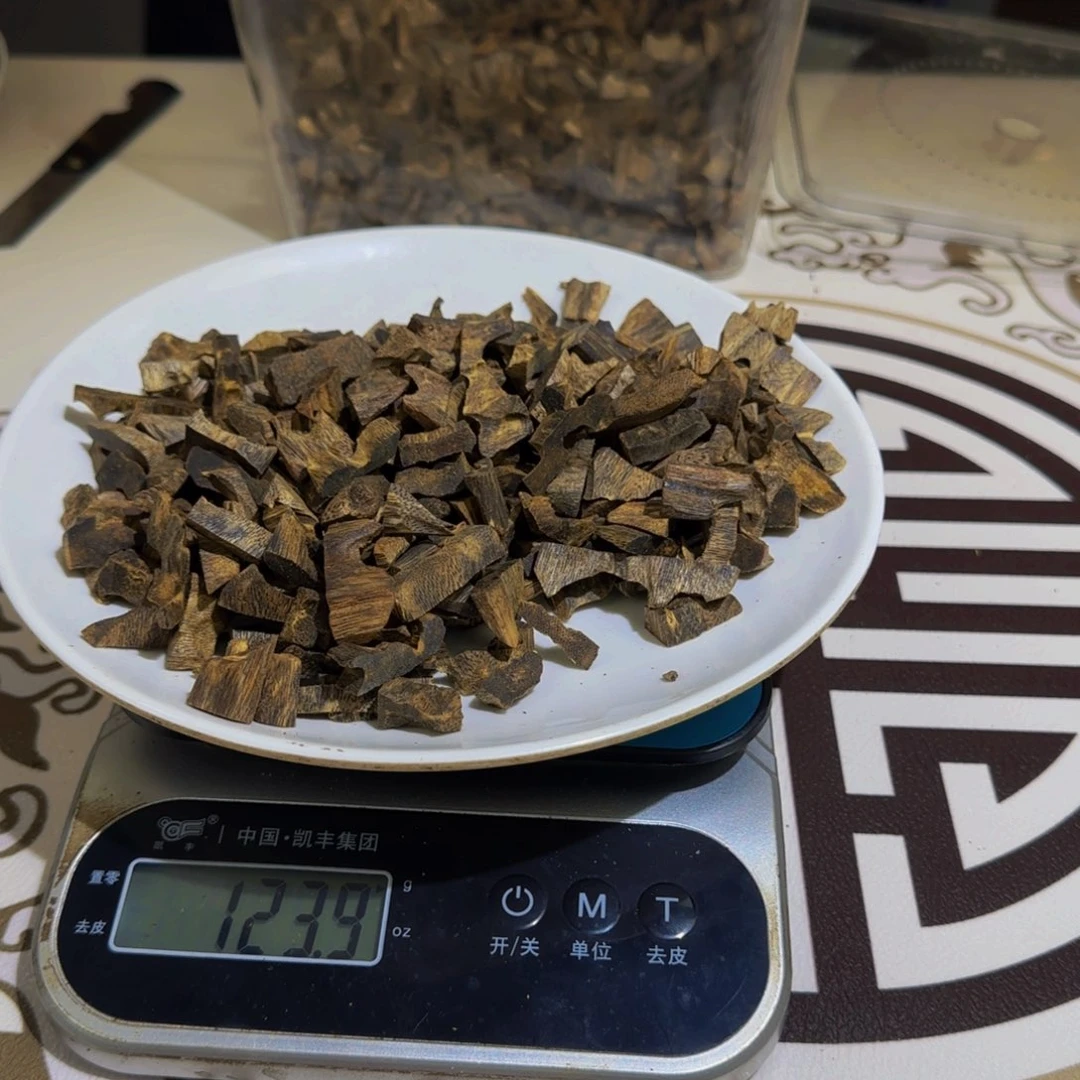 沉香碎屑沉香陈*轨陆河200克克克克