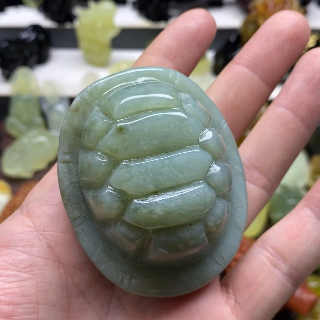 岫玉富甲手把未镶嵌