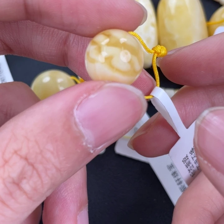 琥珀裸石未镶嵌天然73