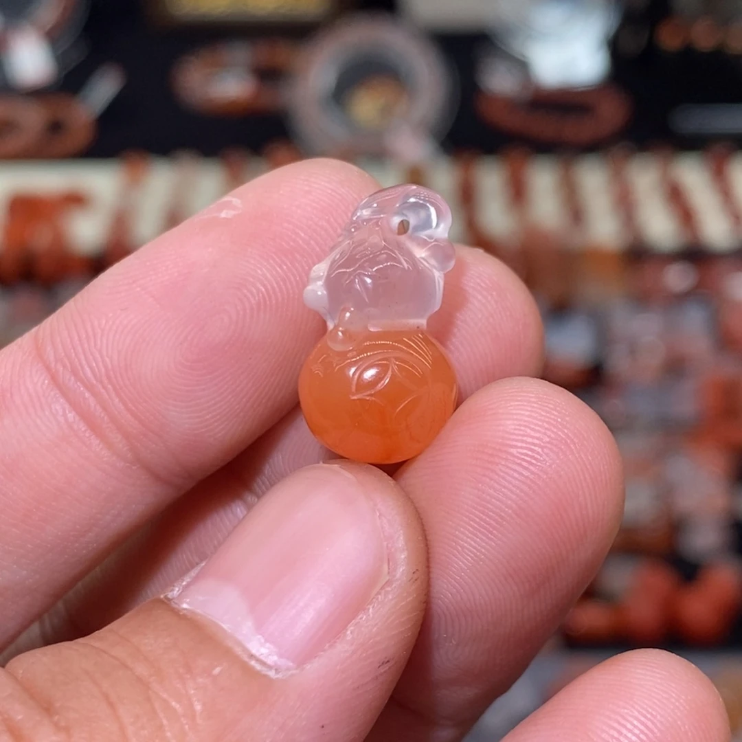 南红玛瑙冰飘未镶嵌葫芦1