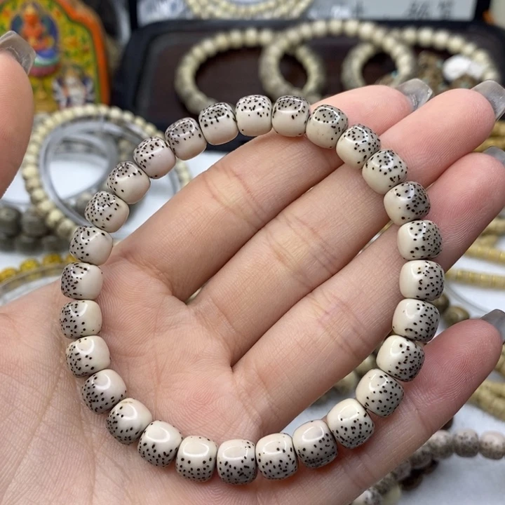 星月菩提手串李**?卡8河豚