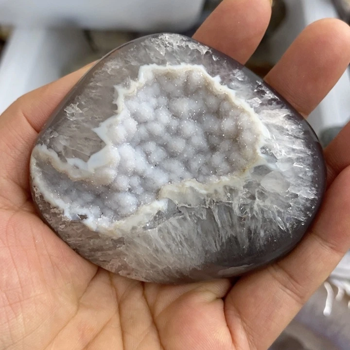 紫晶未镶嵌珠宝半成品