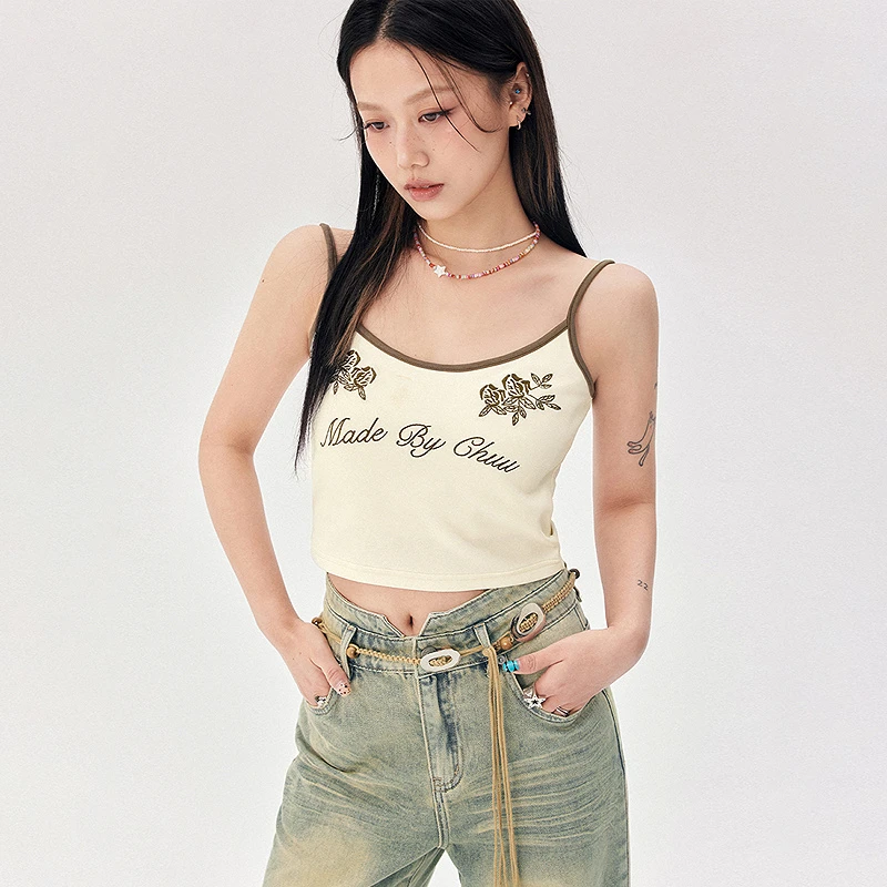 CHUU夏季女装字母花朵刺绣设计拼接带胸垫简约撞色韩系背心