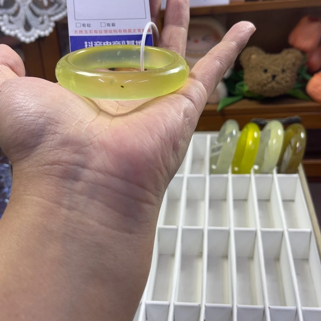 蛇纹石玉未镶嵌手镯398