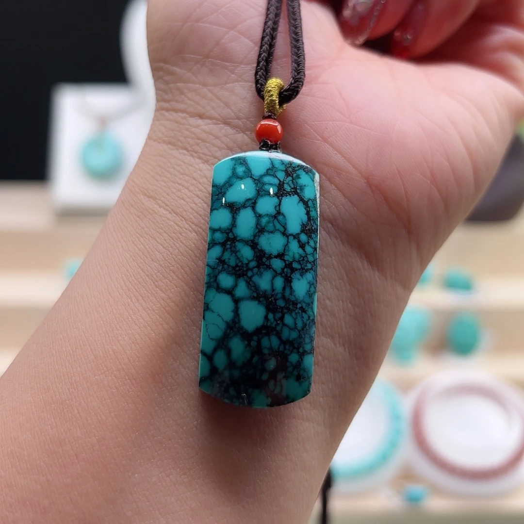 绿松石配饰未镶嵌