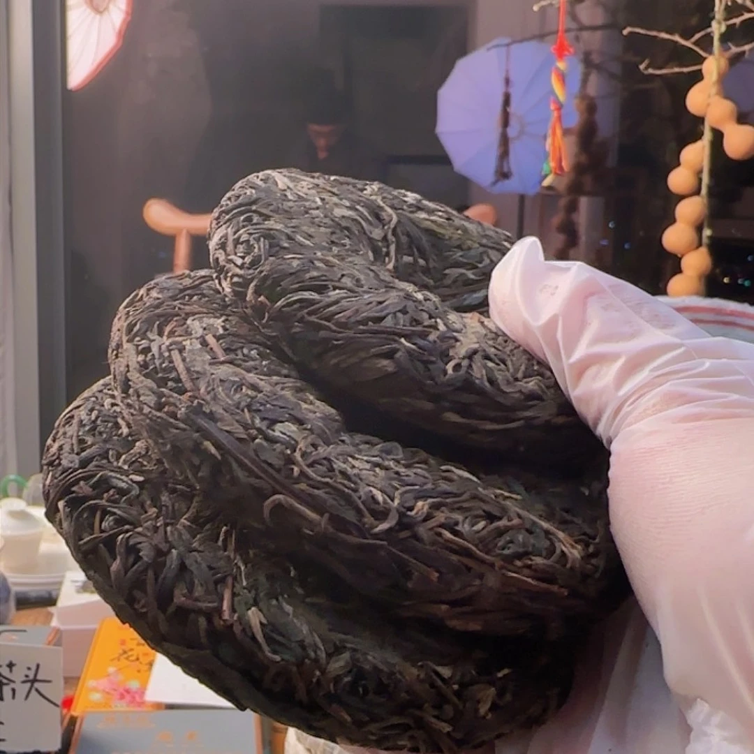 冰岛100g裸饼3饼深夜福利半价