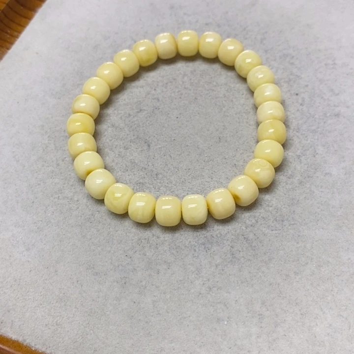 未镶嵌蜜蜡裸石串