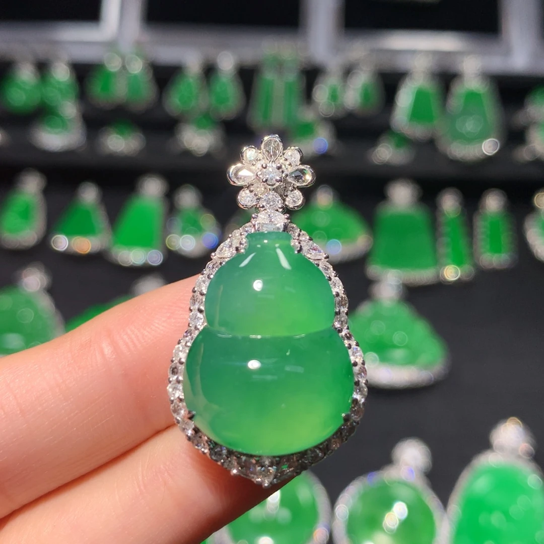 吊坠(不含链)18K金镶嵌翡翠翡翠