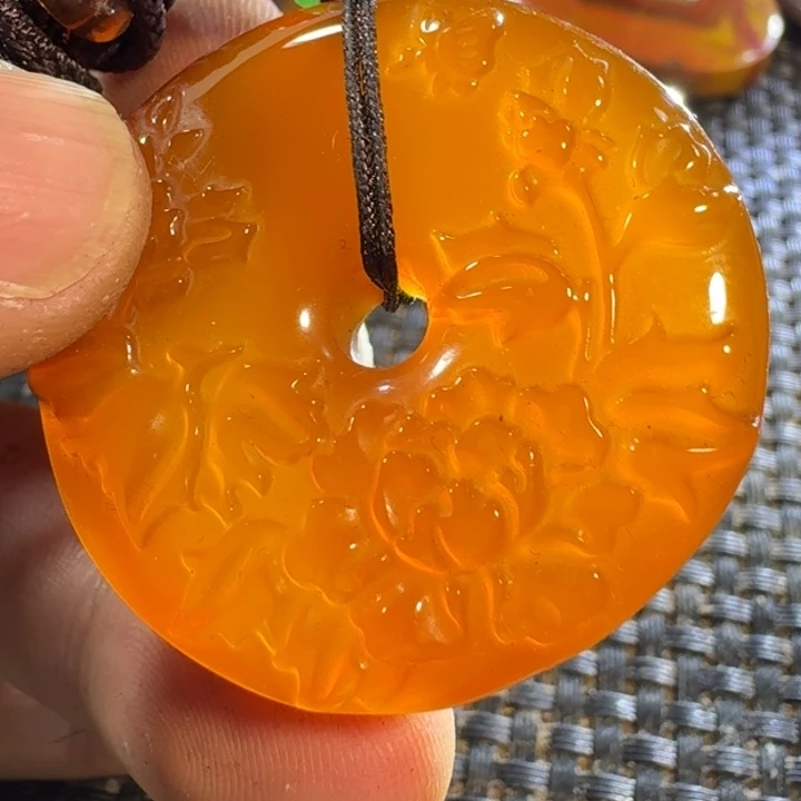 蓝***湾玛瑙/玉髓未镶嵌颈饰