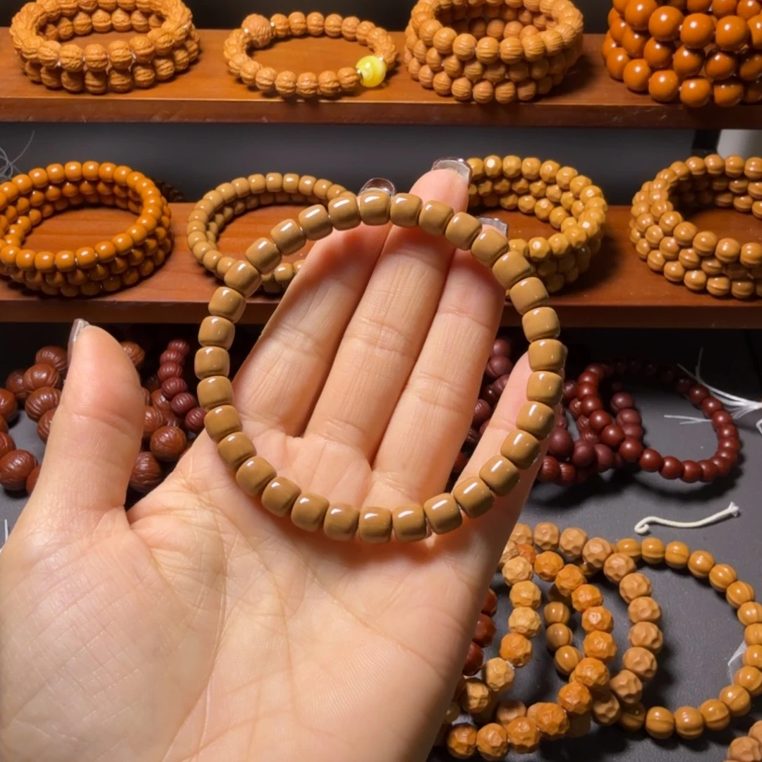 与***漫猴头核桃吊坠道主