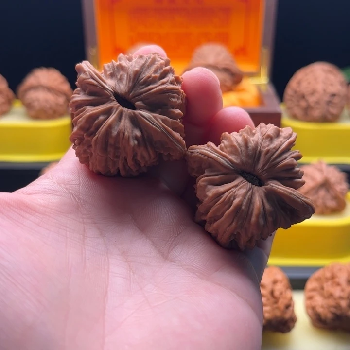 吊坠猴头核桃40四座楼