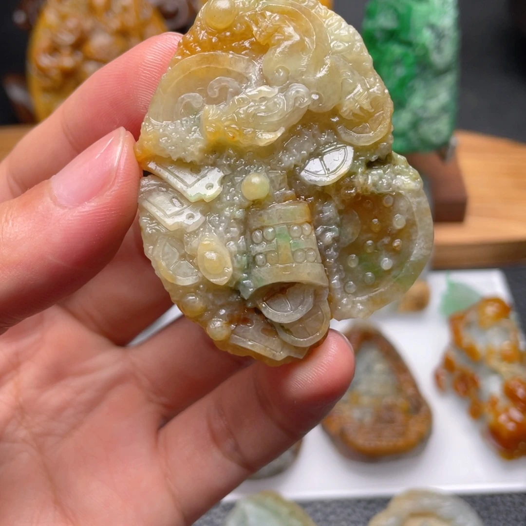 定制翡翠未镶嵌翡翠