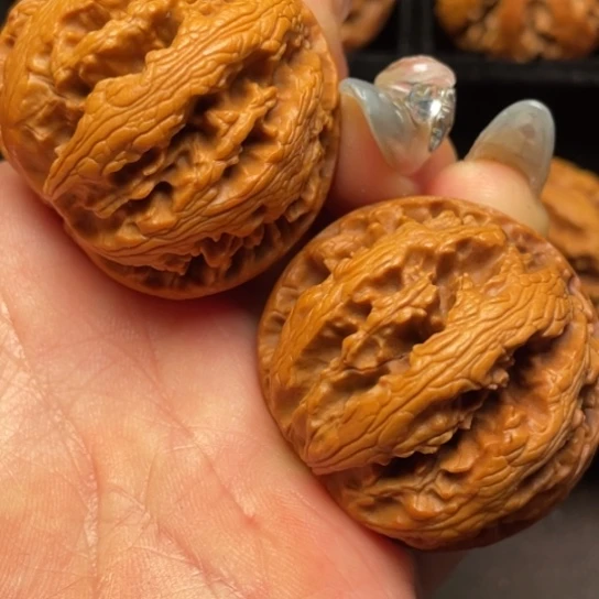 文玩核桃吊坠秦岭山脉核桃