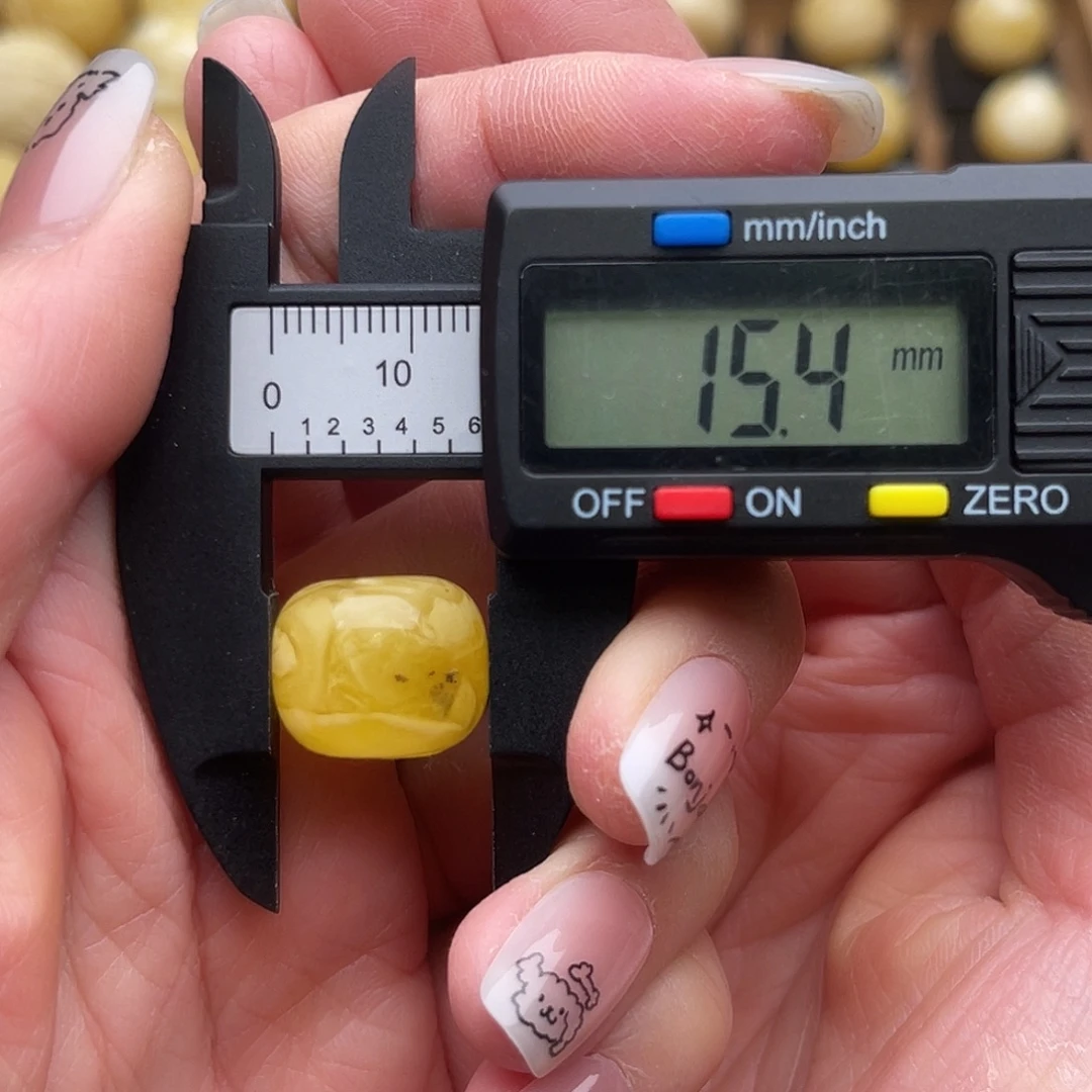 琥珀未镶嵌裸石蜜蜡瑕疵老型鸽