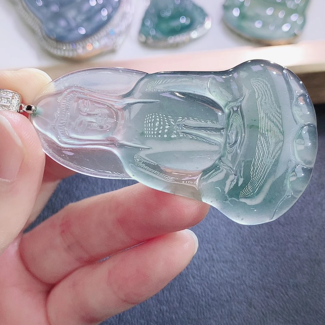 翡翠未镶嵌挂件翡翠