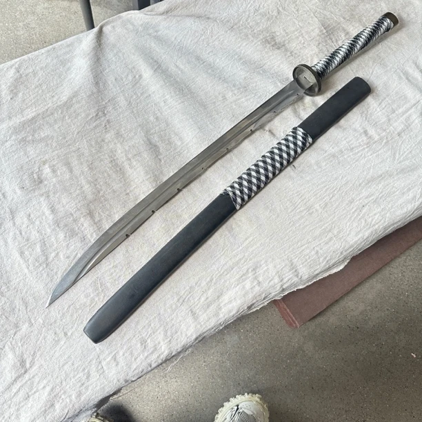 660 龙泉昊天宝剑高猛钢绣春刀实木包皮鞘未开刃