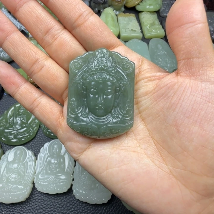 和田玉未镶嵌珠宝奇石