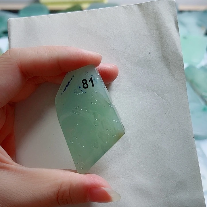 定制翡翠未镶嵌天然翡翠包工