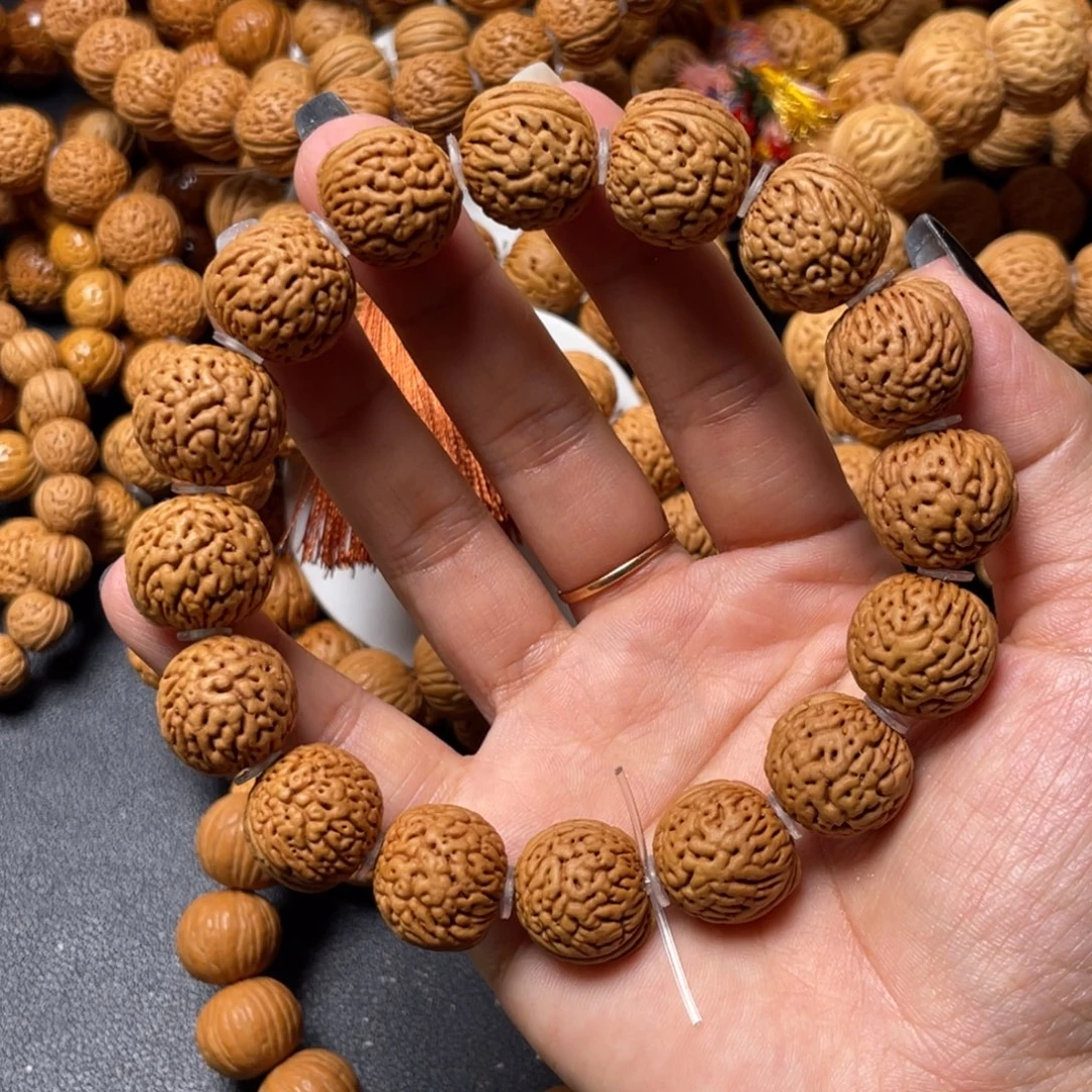 桃核手串金刚柳叶