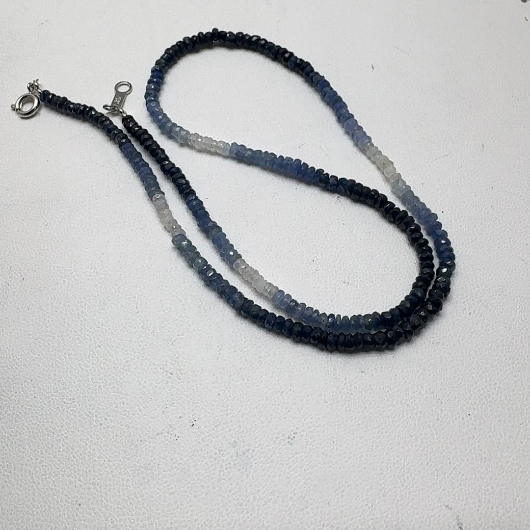 蓝宝石颈饰未镶嵌