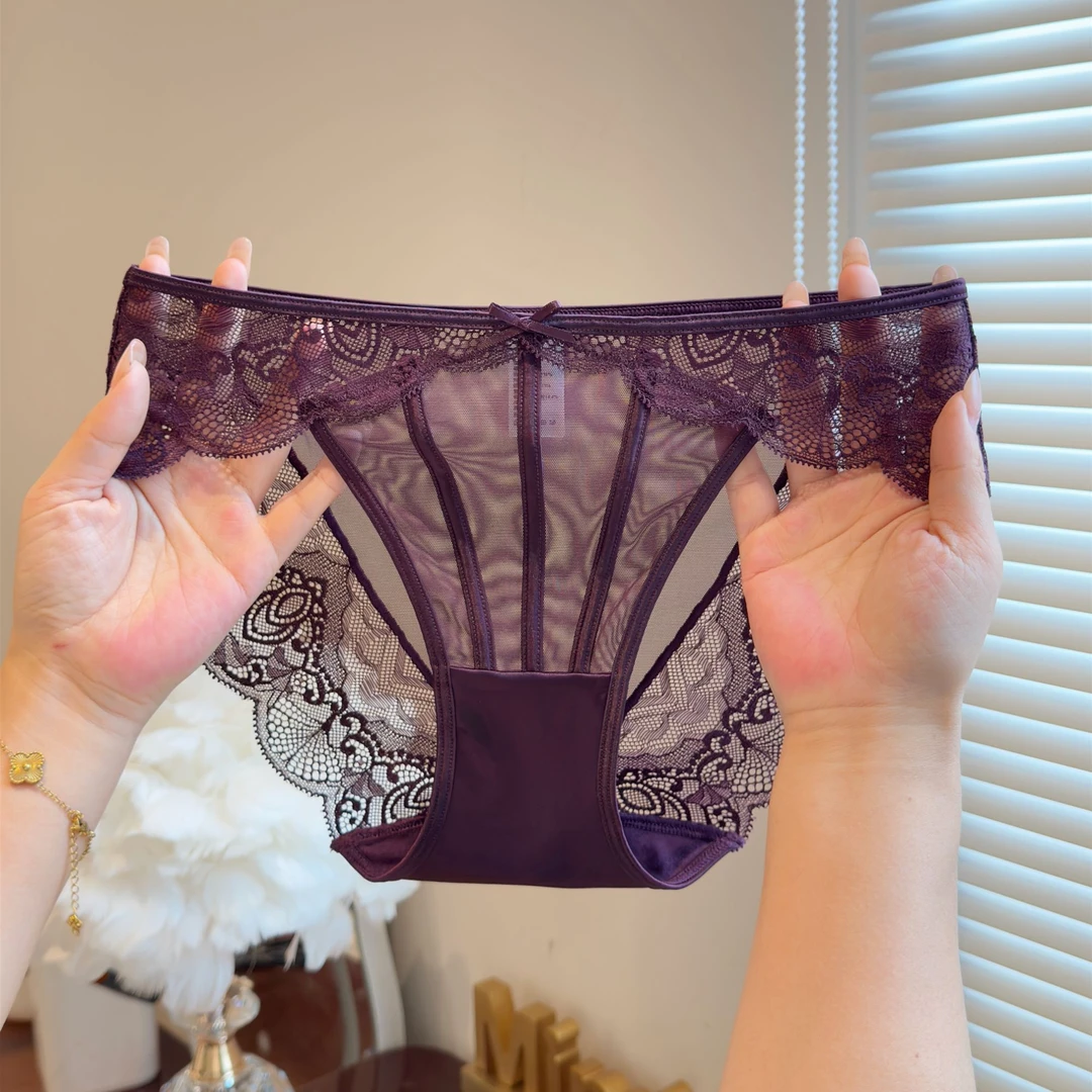 冬日新款法式时尚单品性感女士蕾丝内裤中腰少女三角裤舒适透气