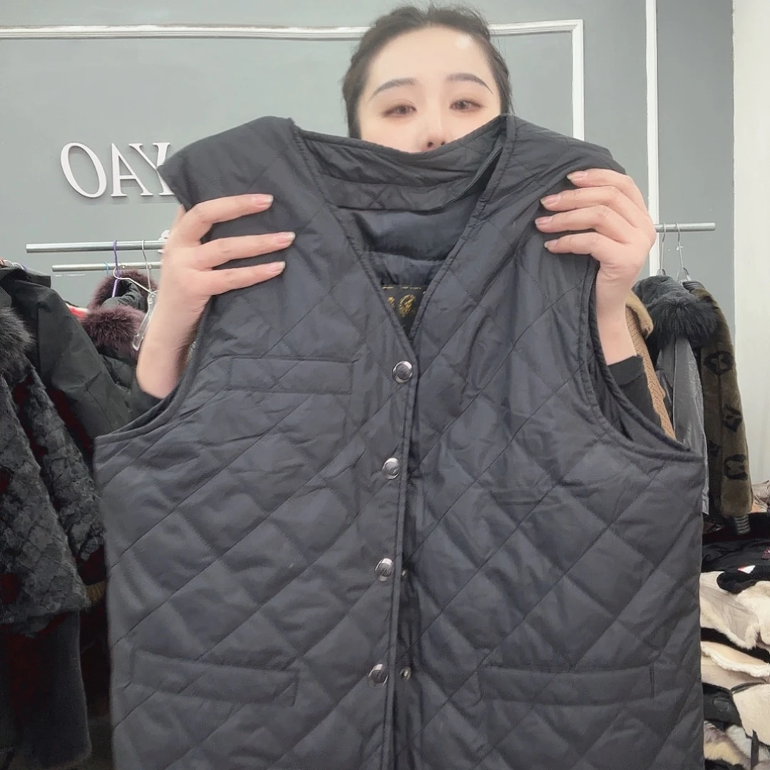 姚小妖家高端皮草