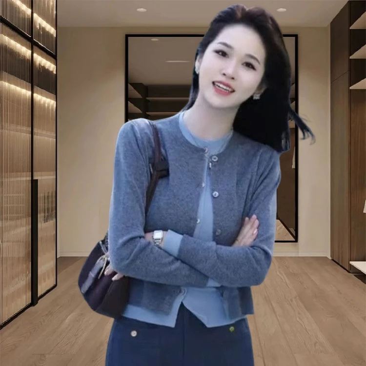 韩系氛围感早秋穿搭2025春秋季新款女士假两件设计感针织长袖上衣