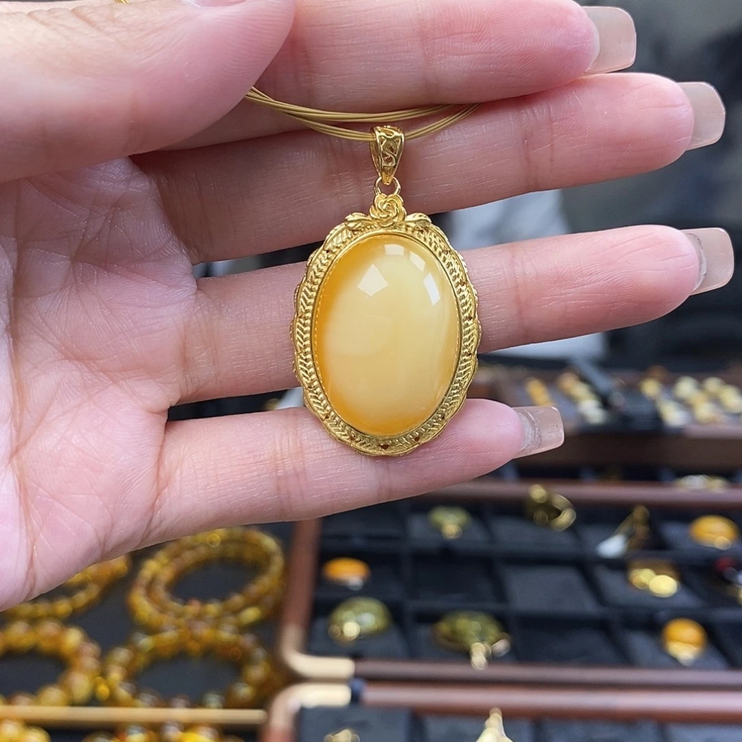 琥珀未镶嵌裸石成品