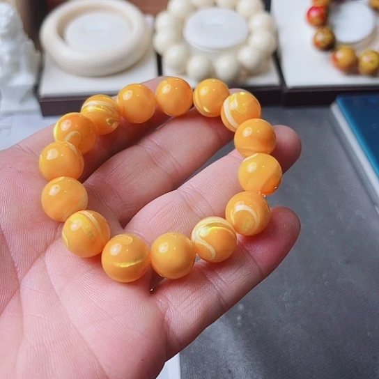 法拉利卡1.4手串黄色