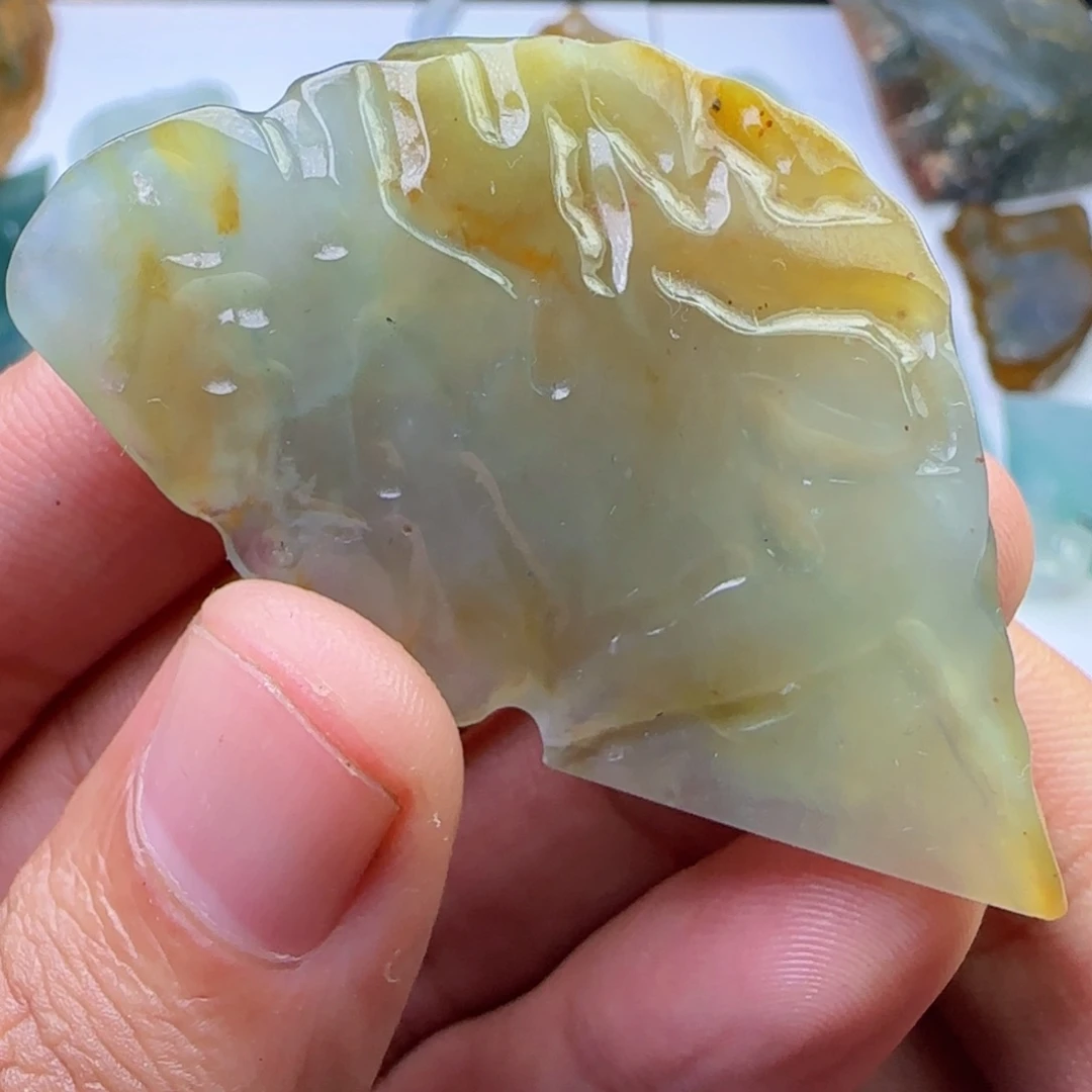 未镶嵌定制翡翠不包工