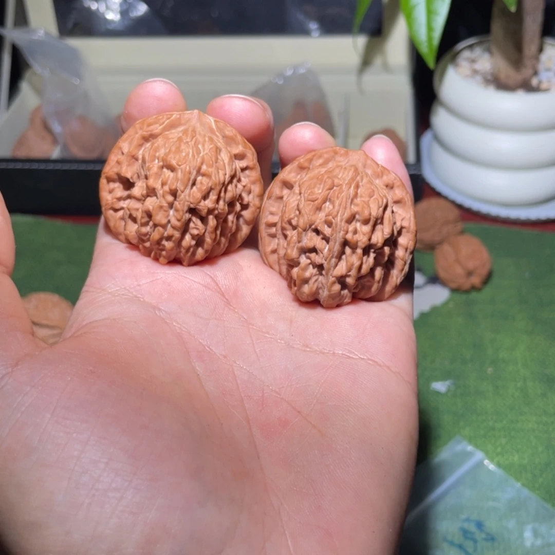 把件文玩核桃42平谷四座楼