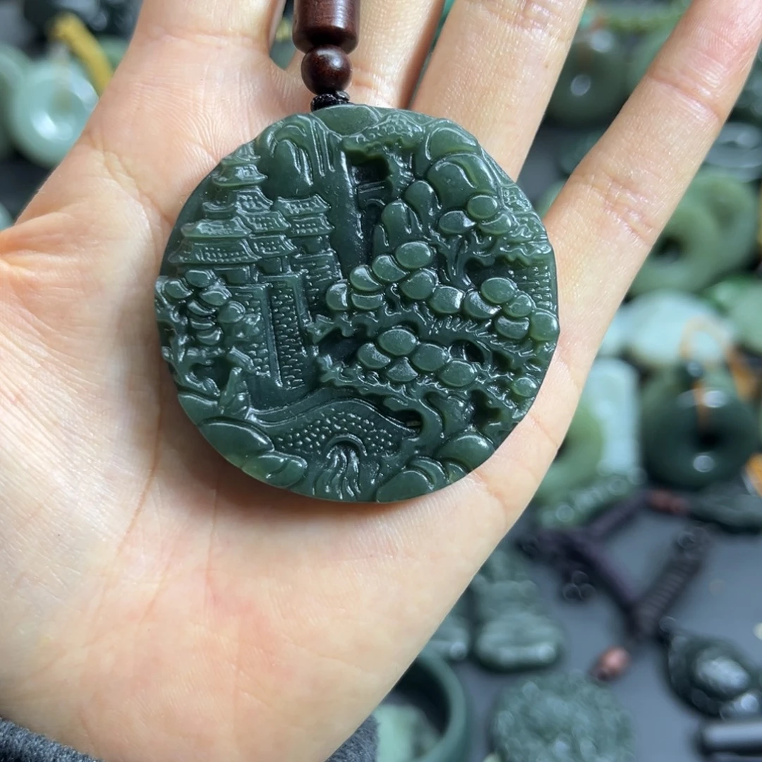 和田玉未镶嵌颈饰