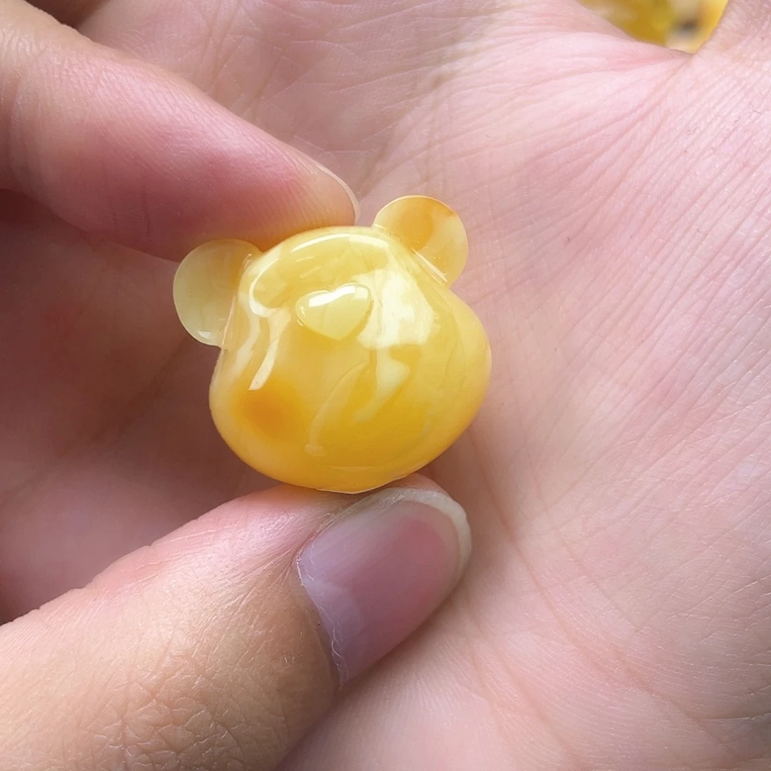 琥珀裸石未镶嵌蜜蜡